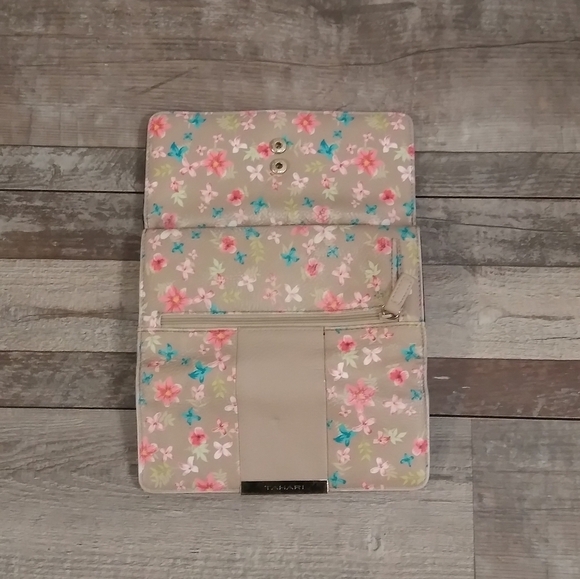 Tahari Tan Floral Foldable Button Snap Wallet - Picture 4 of 6
